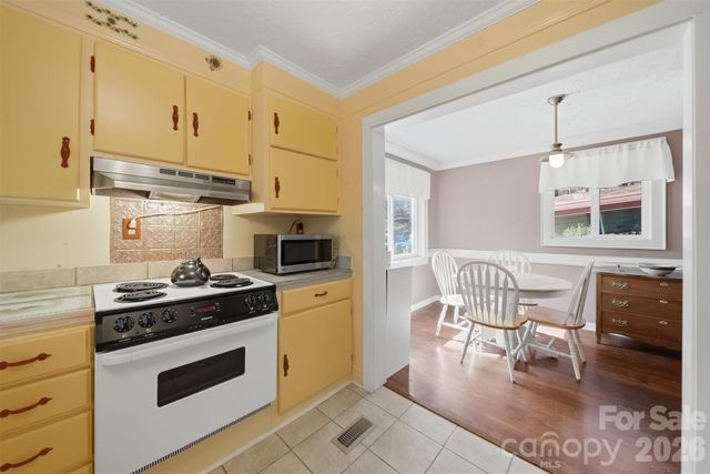 621 Wildlife Lake Road, Old Fort, NC 28762