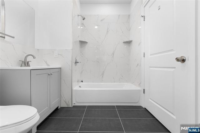 51 E Main Street 210, Bergenfield, NJ 07621