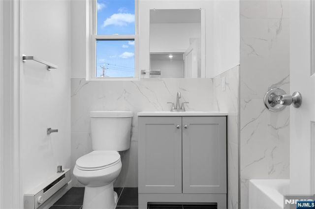 51 E Main Street 210, Bergenfield, NJ 07621