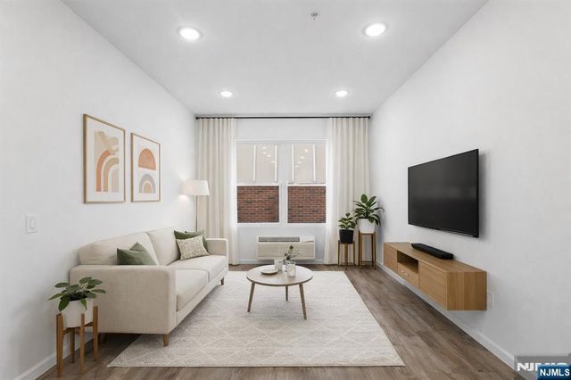 51 E Main Street 210, Bergenfield, NJ 07621