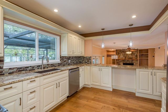 14359 82ND TERRACE, Seminole, FL 33776