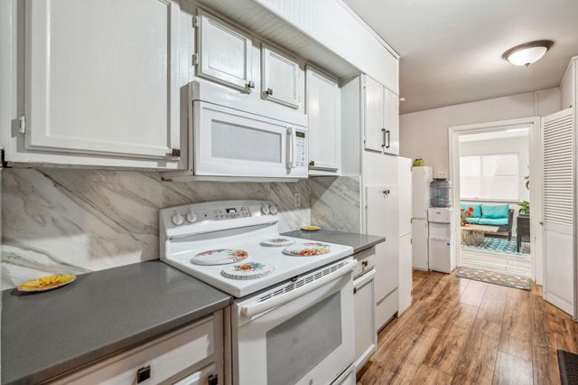 1107 Briarwood Drive, Lewisville, TX 75067