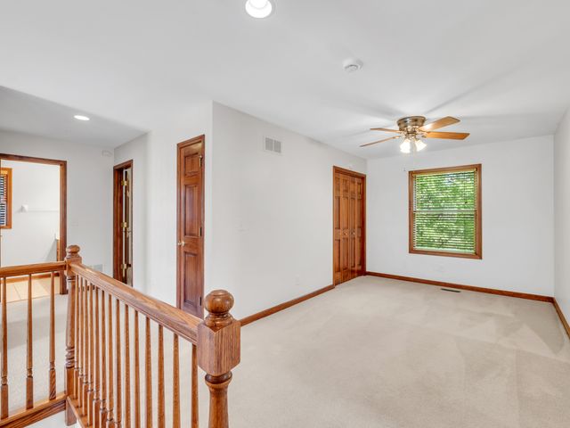 618 Birch Street, Sugar Grove, IL 60554