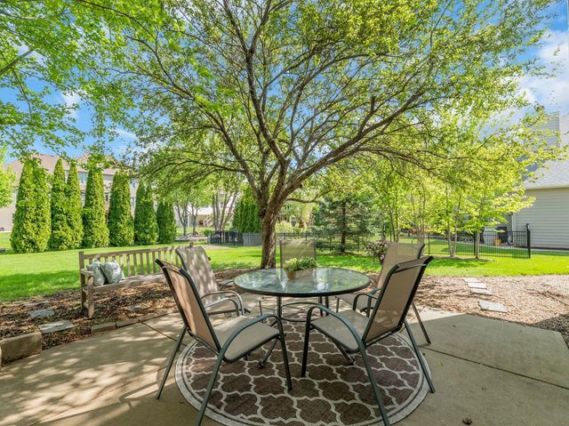 618 Birch Street, Sugar Grove, IL 60554