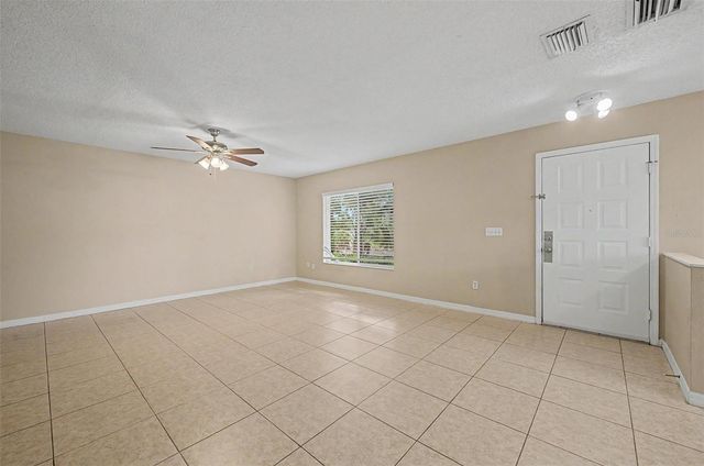 7434 E BANK DRIVE, Tampa, FL 33617