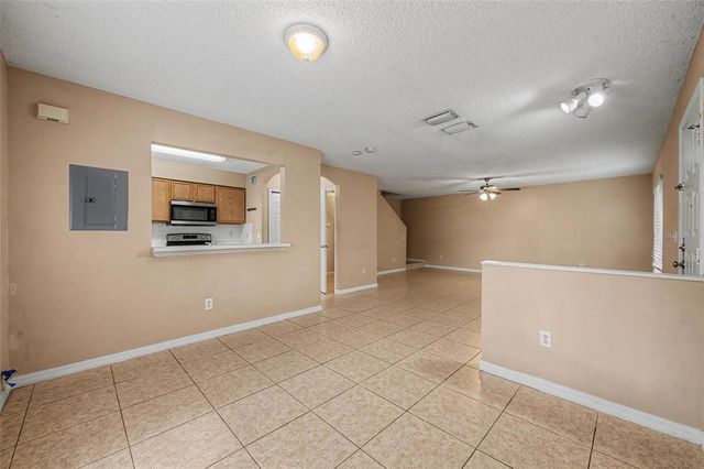 7434 E BANK DRIVE, Tampa, FL 33617
