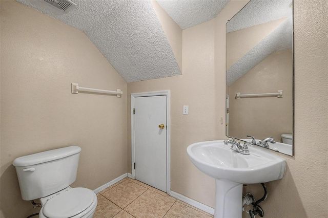 7434 E BANK DRIVE, Tampa, FL 33617
