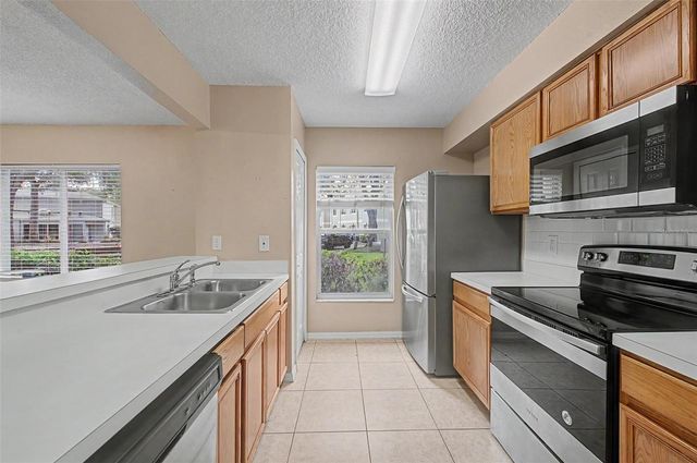 7434 E BANK DRIVE, Tampa, FL 33617