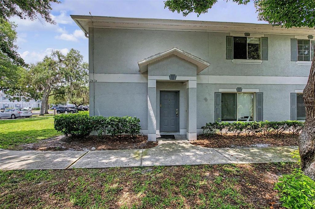 7434 E BANK DRIVE, Tampa, FL 33617