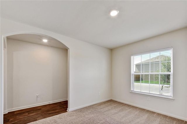 140 Allington CIR, Jarrell, TX 76537