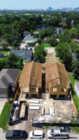 7120 Eastwood Street, Houston, TX 77021