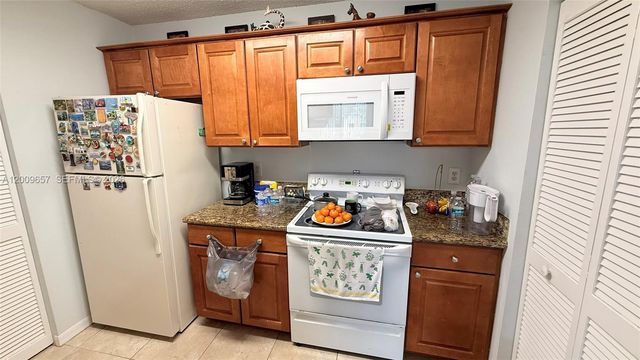 4055 W Mcnab Rd H206, Pompano Beach, FL 33069