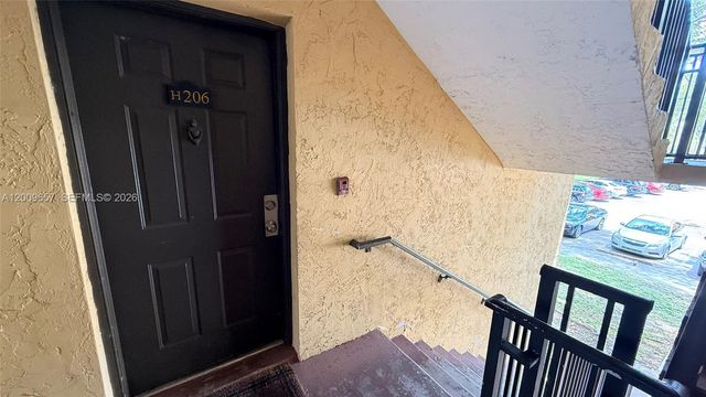 4055 W Mcnab Rd H206, Pompano Beach, FL 33069