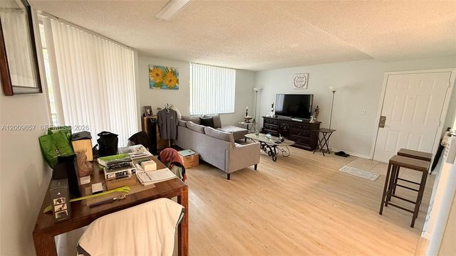 4055 W Mcnab Rd H206, Pompano Beach, FL 33069