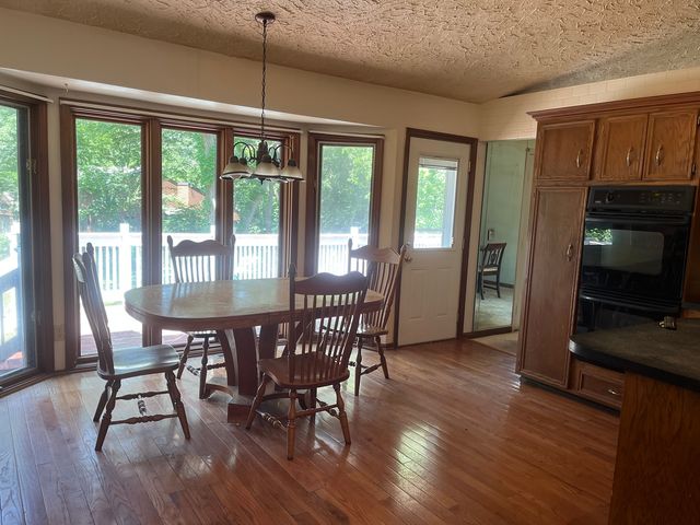 11738 Southgate Road, Roscoe, IL 61073