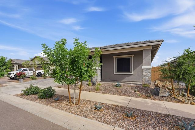 21842 E Stirrup Court, Queen Creek, AZ 85142