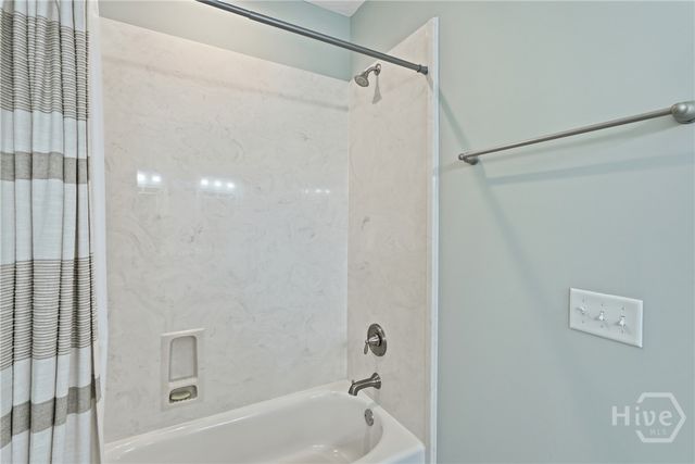 215 Goodman Drive, Midway, GA 31320
