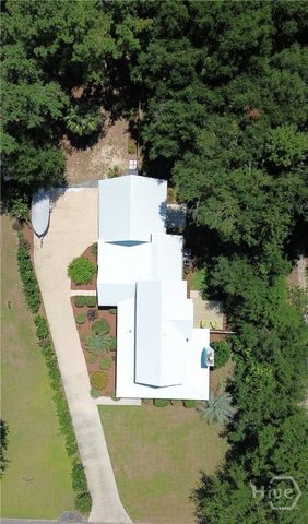 215 Goodman Drive, Midway, GA 31320