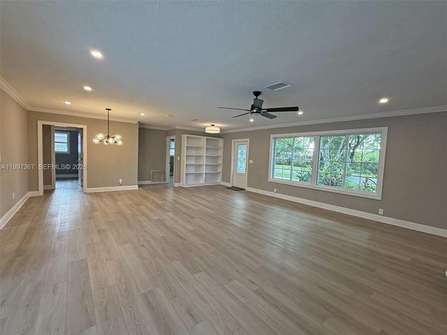 410 SW 56th Avenue, Plantation, FL 33317
