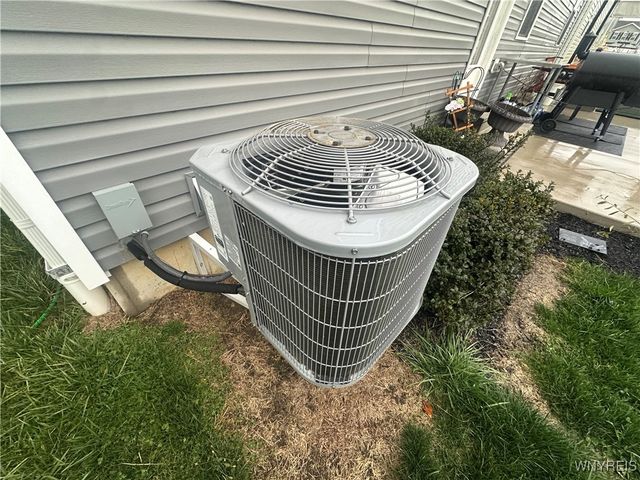 113 Winterbrook Drive, Amherst, NY 14228