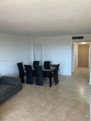 5050 NW 7th St 806, Miami, FL 33126