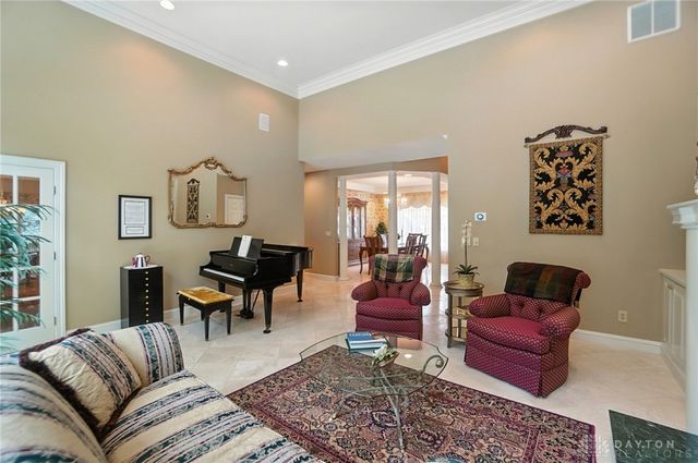 3905 Oakview Drive, Beavercreek, OH 45430