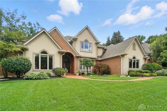 3905 Oakview Drive, Beavercreek, OH 45430