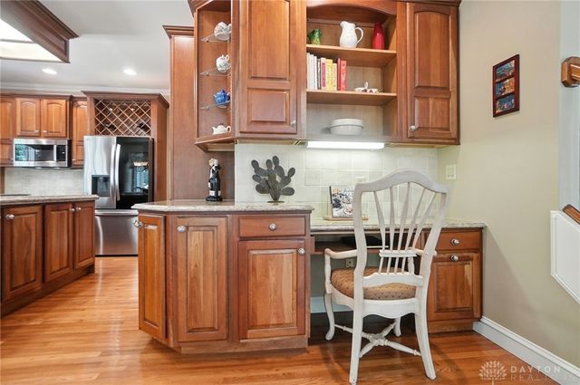 3905 Oakview Drive, Beavercreek, OH 45430