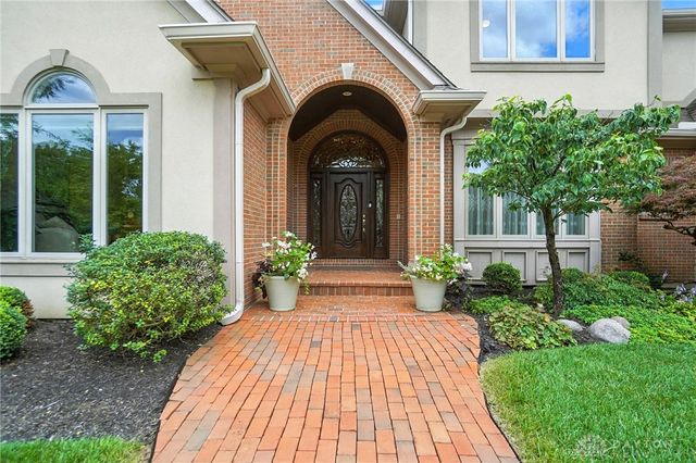 3905 Oakview Drive, Beavercreek, OH 45430