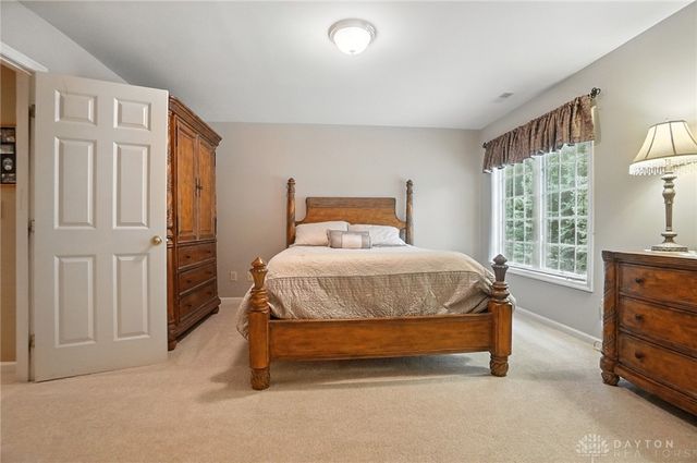 3905 Oakview Drive, Beavercreek, OH 45430
