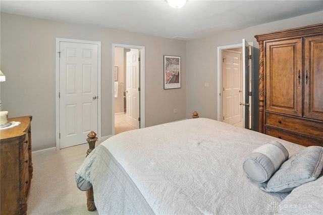 3905 Oakview Drive, Beavercreek, OH 45430