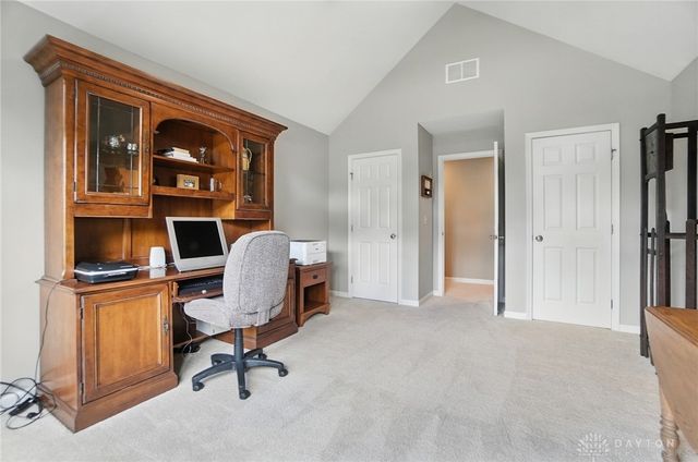 3905 Oakview Drive, Beavercreek, OH 45430