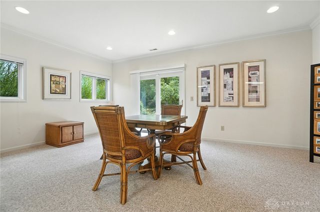 3905 Oakview Drive, Beavercreek, OH 45430