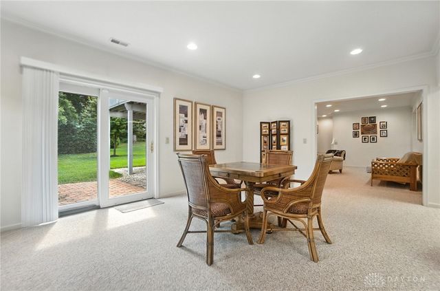 3905 Oakview Drive, Beavercreek, OH 45430