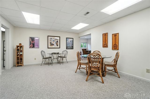 3905 Oakview Drive, Beavercreek, OH 45430