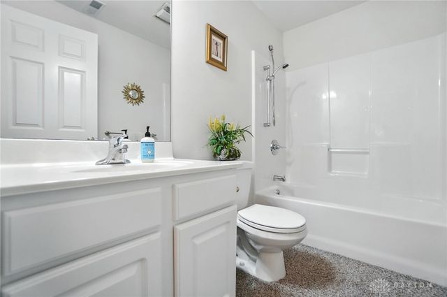 3905 Oakview Drive, Beavercreek, OH 45430