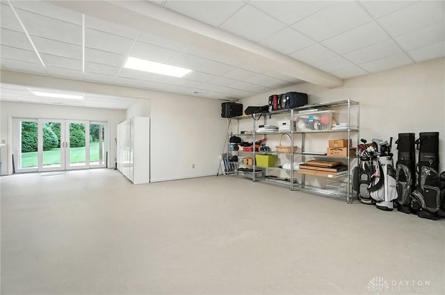 3905 Oakview Drive, Beavercreek, OH 45430