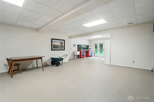 3905 Oakview Drive, Beavercreek, OH 45430