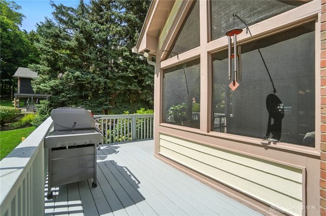 3905 Oakview Drive, Beavercreek, OH 45430