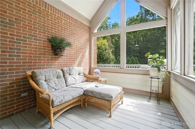 3905 Oakview Drive, Beavercreek, OH 45430