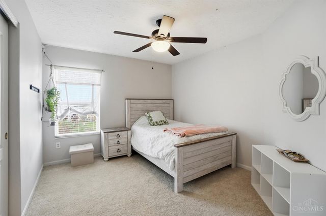 702 Rosewynne Court, Cleves, OH 45002