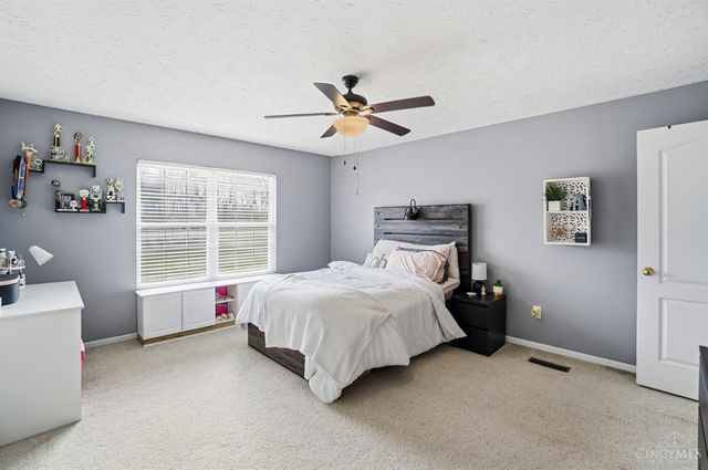 702 Rosewynne Court, Cleves, OH 45002