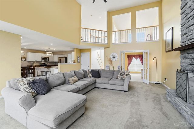 702 Rosewynne Court, Cleves, OH 45002