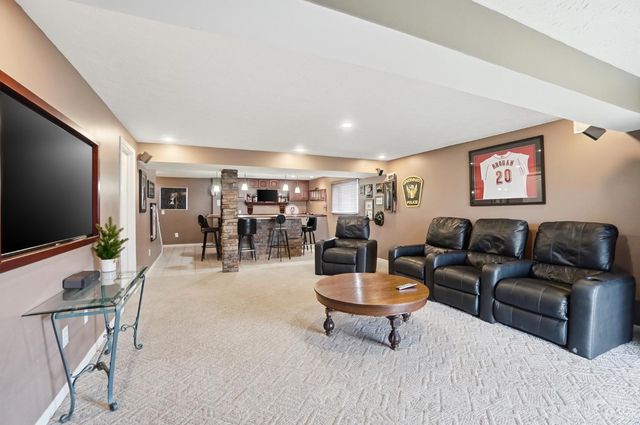 702 Rosewynne Court, Cleves, OH 45002