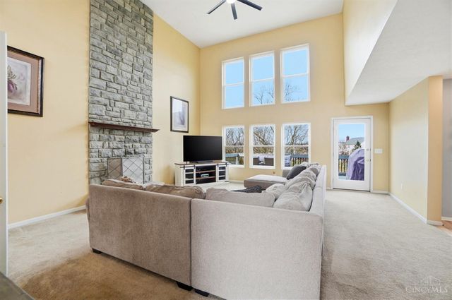 702 Rosewynne Court, Cleves, OH 45002