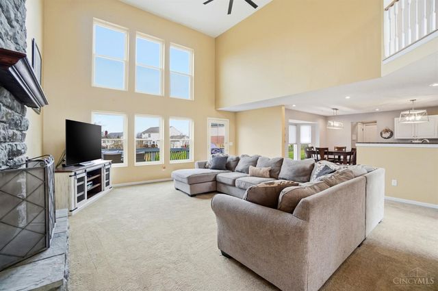 702 Rosewynne Court, Cleves, OH 45002