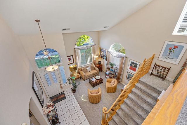 2371 Amber Falls Dr, Rocklin, CA 95765