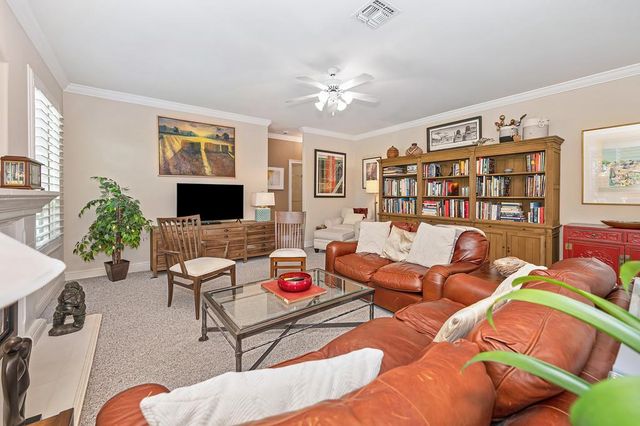 2371 Amber Falls Dr, Rocklin, CA 95765