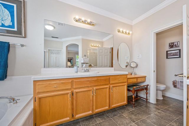 2371 Amber Falls Dr, Rocklin, CA 95765