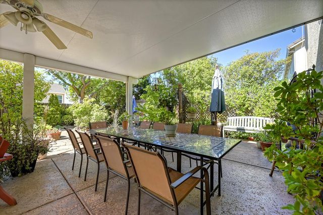 2371 Amber Falls Dr, Rocklin, CA 95765